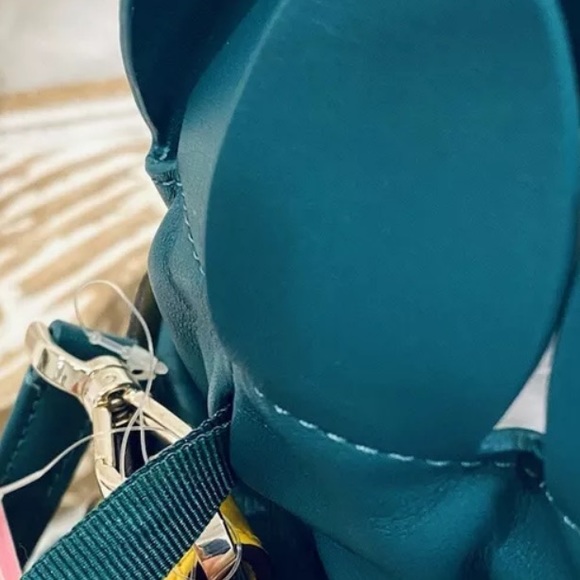 Kate Spade New York Pineapple Crossbody Bucket Bag Amazing Colada Novelty - Picture 14 of 14